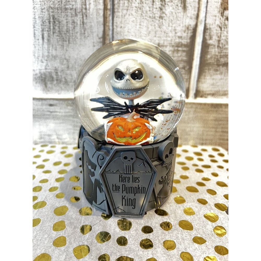 Disney The Nightmare Before Christmas Jack Skellington Musical Snow Globe